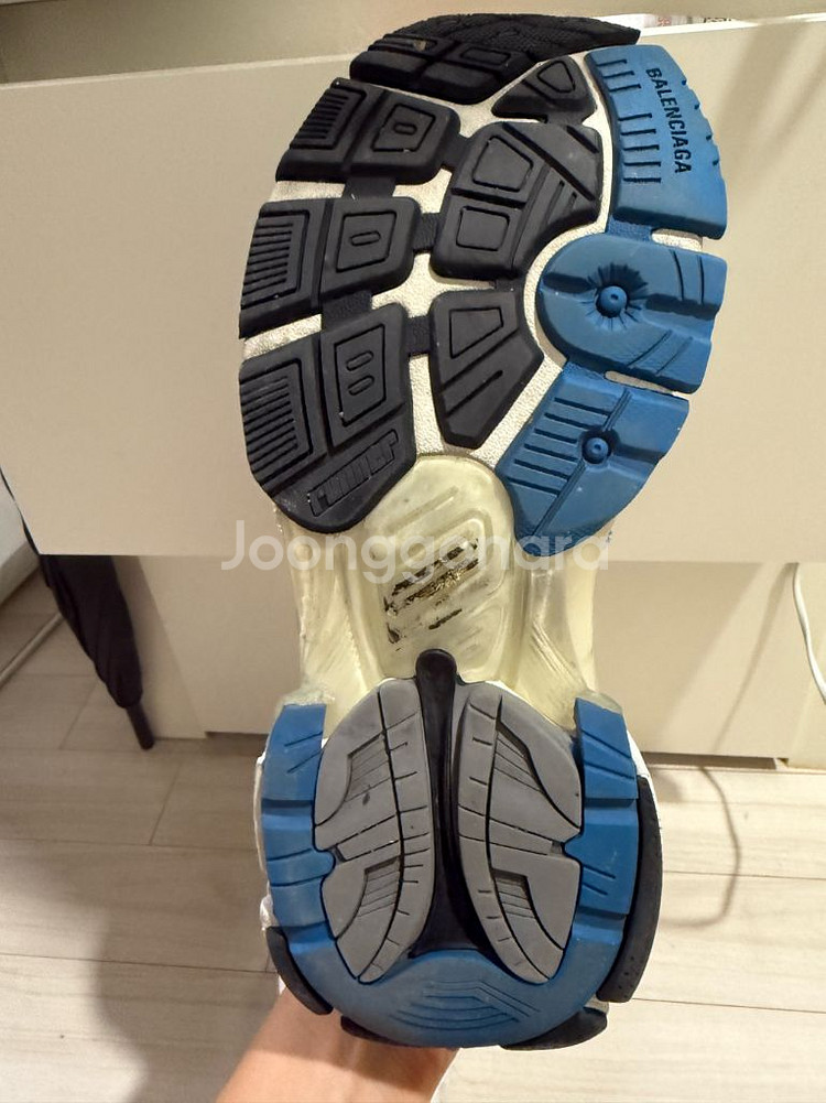 발렌시아가 러너 스니커즈 41사이즈--4