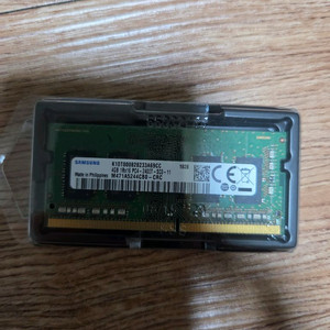노트북램 4기가 DDR4 2400 팝니다
