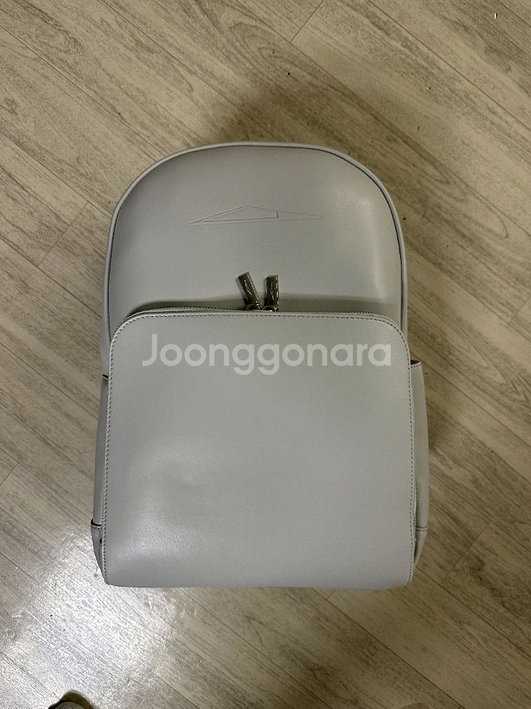 테슬라 엘리베이트 비건 가죽 백팩 새제품--0