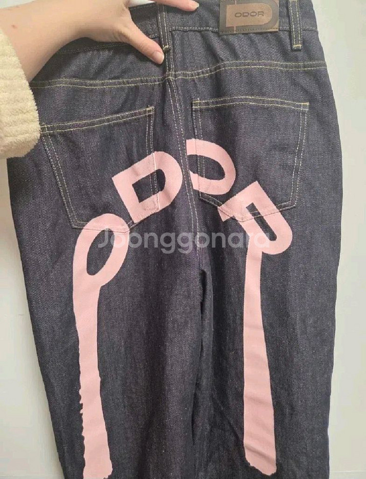 (무료배송)오도어 핑크 로고 드랍 팬츠--9