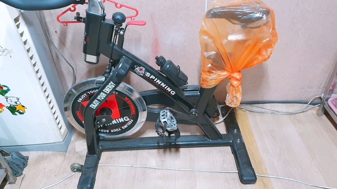 직거래) 실내자전거, 고무육각아령 12kg 이미지