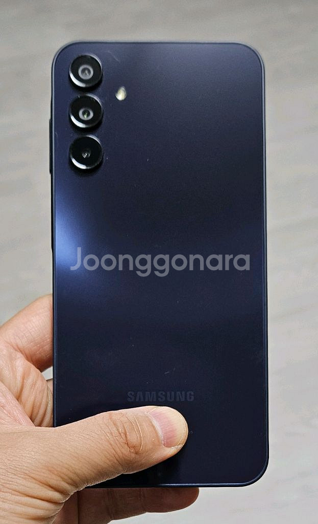갤럭시 A15 블랙 128GB A급 싸게 팝니다.--1