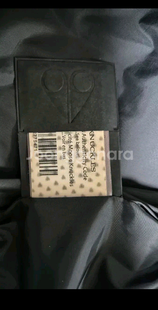무스너클 쓰리쿼터 블랙 금장 패딩--8