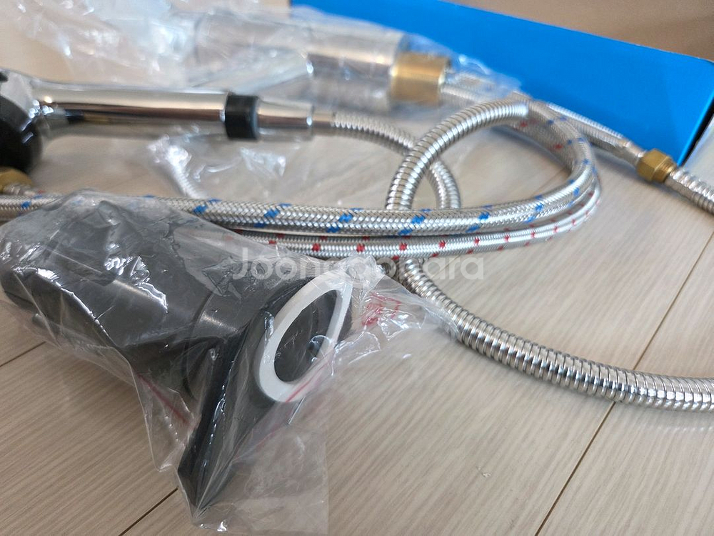 사용하기 편한 삼성워터스 주방용 혼합꼭지 분양합니다.--7