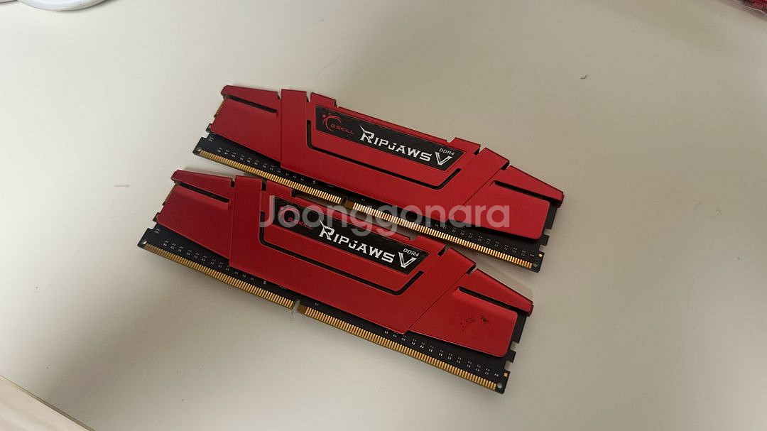 G.Skill DDR4 16G (8Gx2)2400MHz--1