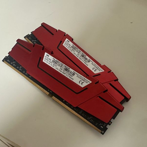 G.Skill DDR4 16G (8Gx2)2400MHz