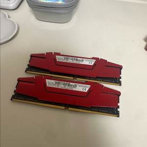 지스킬 DDR4 8G 2400MHz 램