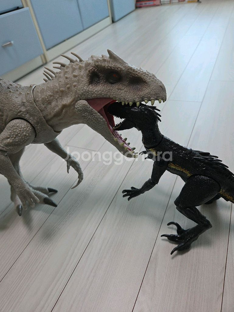 공룡장난감 2개--0