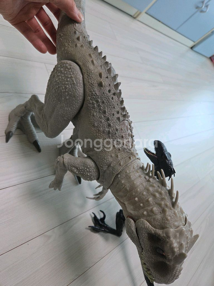 공룡장난감 2개--3