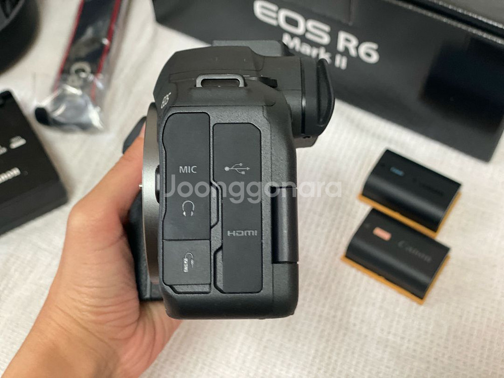 캐논 R6M2 + RF24-105 F4 풀박스 팝니다--3