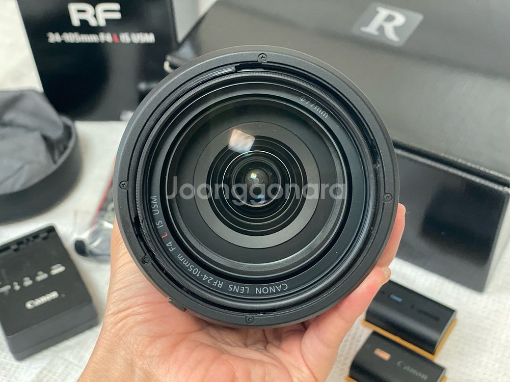 캐논 R6M2 + RF24-105 F4 풀박스 팝니다--7