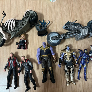 마블 어벤져스 캐릭터 세트+오토바이 두대