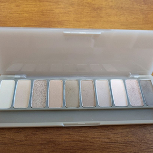 에뛰드 구형 섀도우 팔레트 누디풀 에스프레소