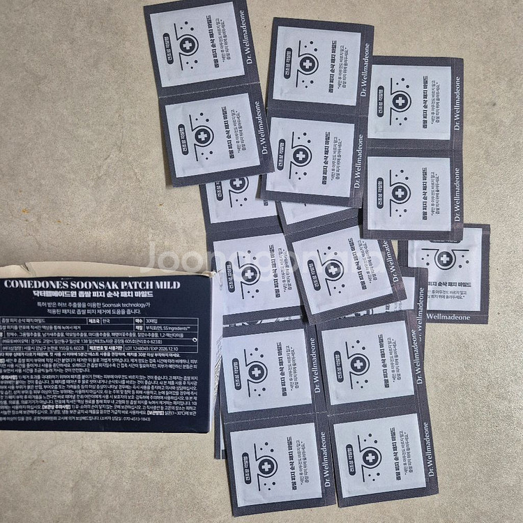 닥터웰메이드원 좁쌀피지 순삭패치 17매 4500원--1