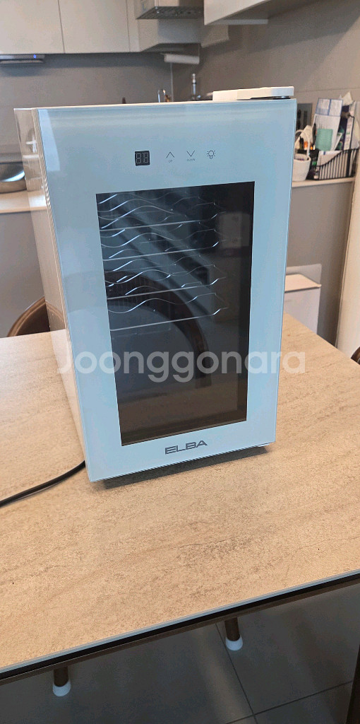 엘바 와인셀러 EW22W8 화이트--0