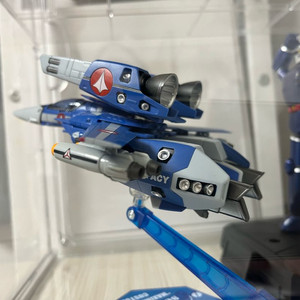 하이메탈(Hi-metal) VF-1J 슈파발키리 맥스기