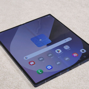 갤럭시 폴드 6 블루 512GB 청주직거래만올갈이