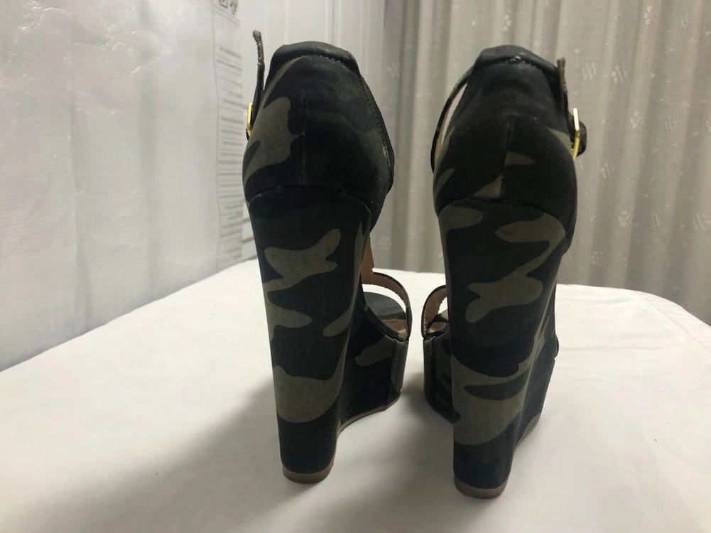 STEVE MADDEN 스티브매든 밀리터리 웨지힐 이미지