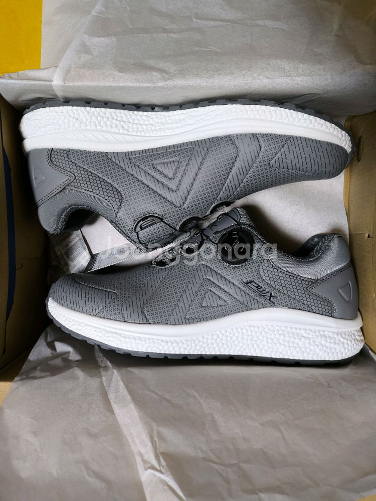 [(새상품)]다이얼 런닝화 265 운동화 프로월드컵--2