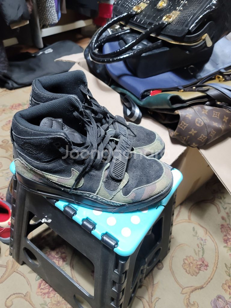 나이키 조던 블랙카모 농구화 255--7