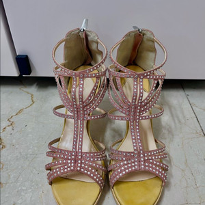 소다 핑크 비즈 힐