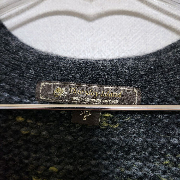 써스데이아일랜드 니트 가디건 85--2