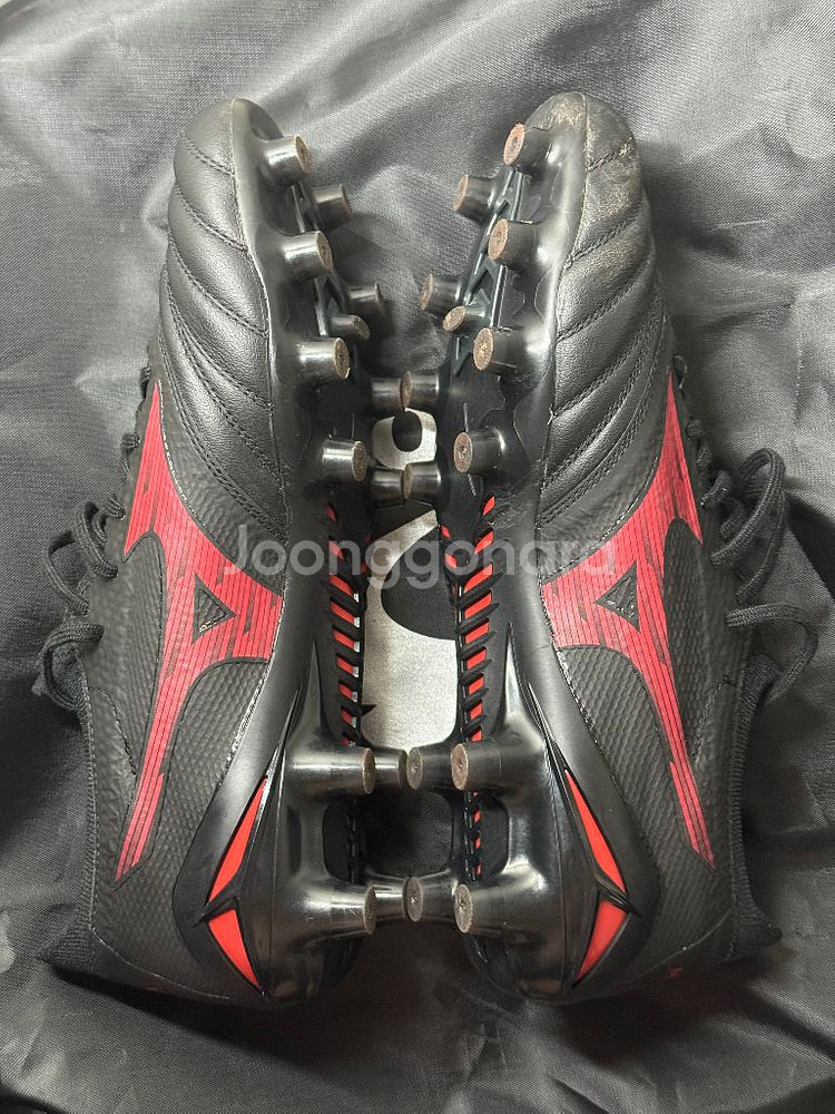 미즈노 모렐리아 네오4 베타 엘리트 MD 축구화 240--1