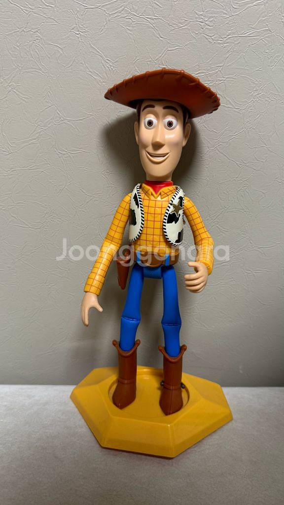 토이스토리 스텐딩 우디 피규어--1