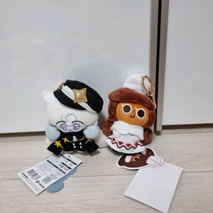 쿠키런 킹덤 밀키웨이+코코아 키링 인형 쉐밀 쉐도우밀크