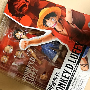 원피스 루피 1부 모험의 여명 shf 피규어