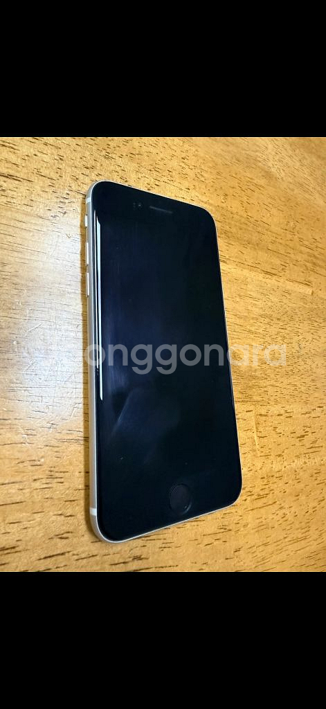 아이폰se3 128기가 화이트--1