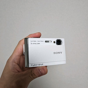 Sony Cybershot DSC-T70 화이트 디카
