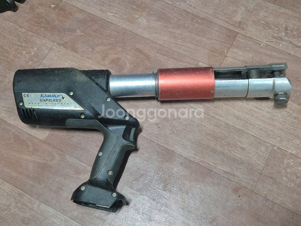 KLAUKE 충전식 이중링 압착기 UAP4L--5