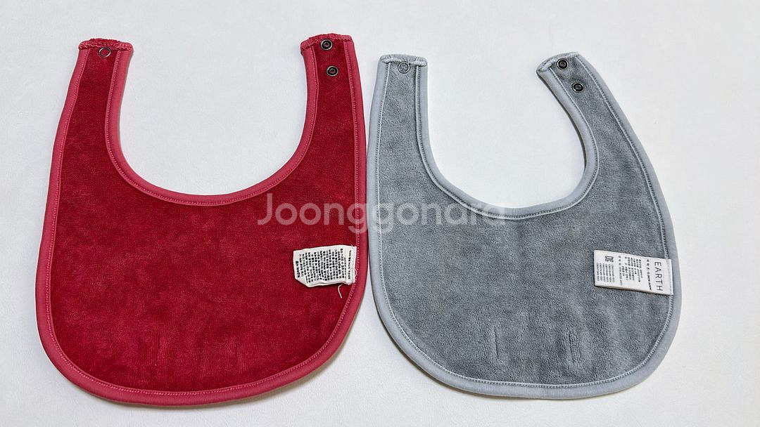 얼쓰 빕 턱받이--1