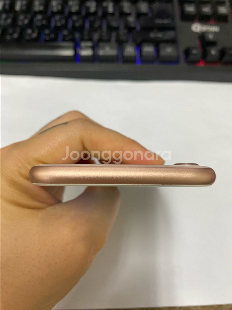 아이폰8 로즈골드 AA급 256GB 배터리100%--3