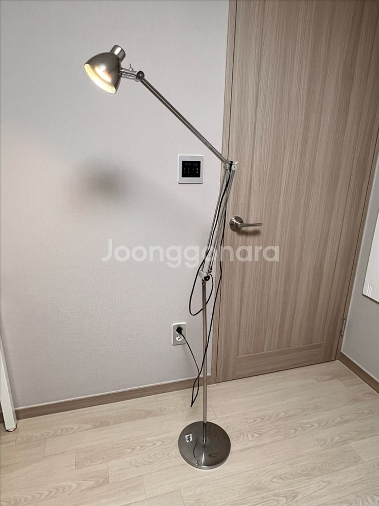 이케아 안티포니 스탠드 조명--0