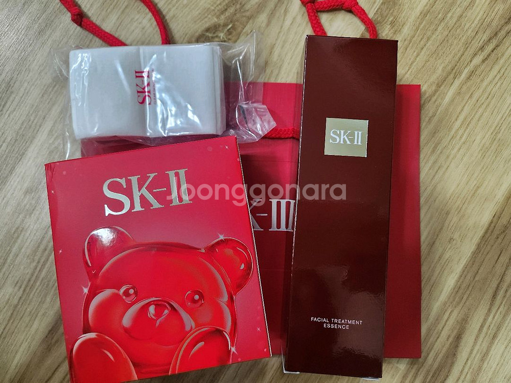 SK2 피테라에센스 230ml+ 매직베어트레이--0