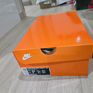 나이키 오프화이트 줌카이거