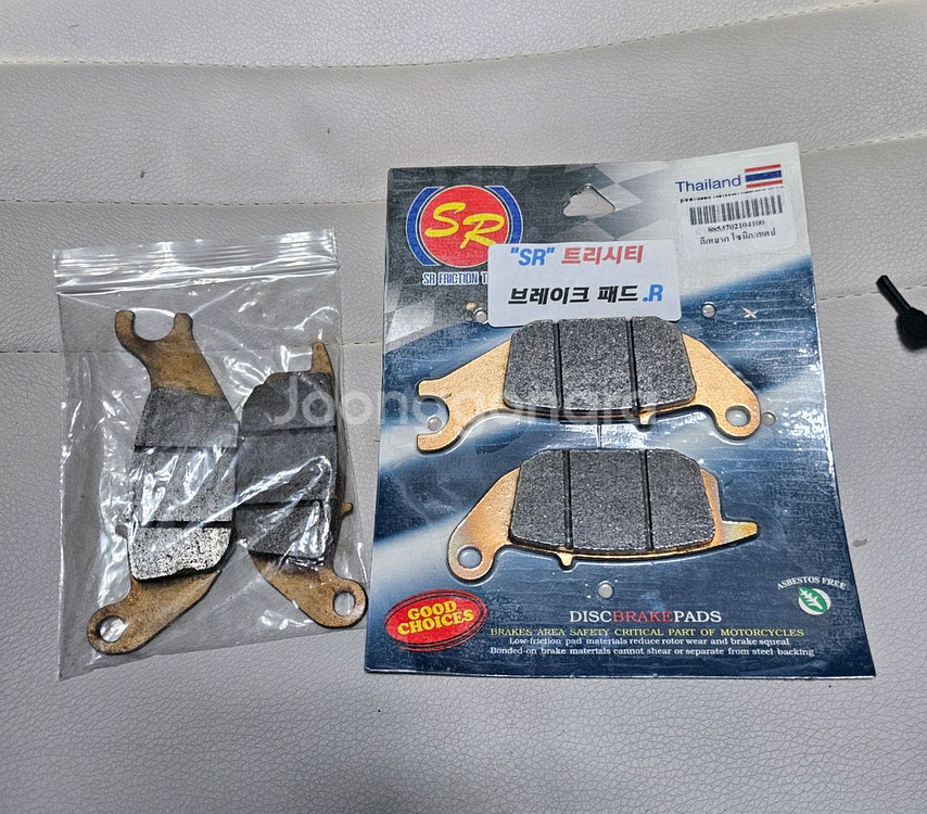 야마하 트리시티125 신품.중고 부품들--4