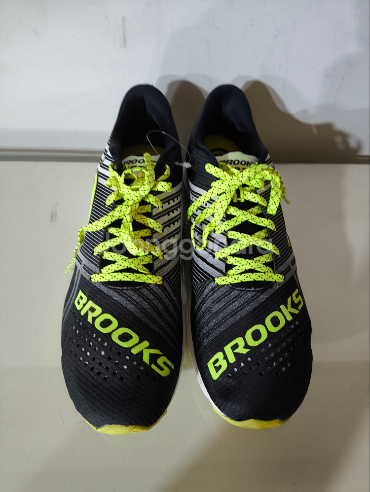 285mm 브룩스 하이페리온 런닝화--0