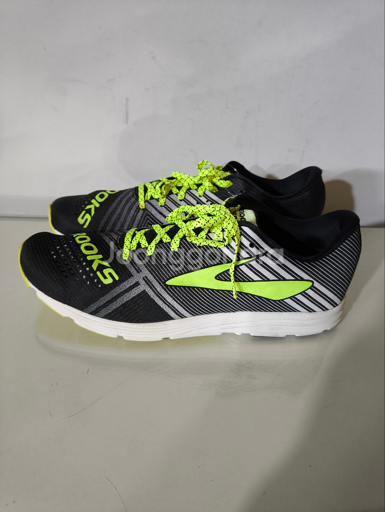 285mm 브룩스 하이페리온 런닝화--2