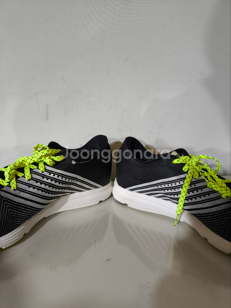 285mm 브룩스 하이페리온 런닝화--6