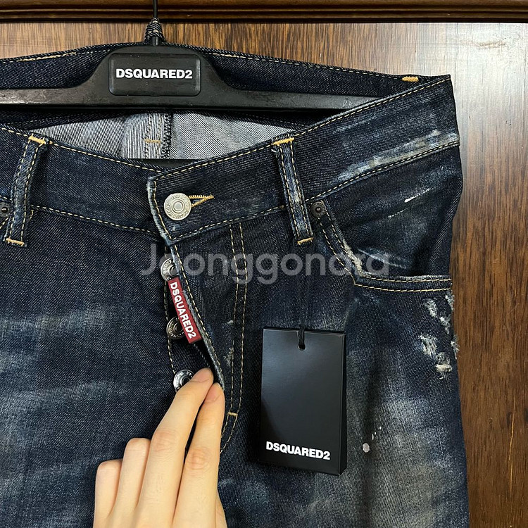 정품) 디스퀘어드2 리트로 더티 녹워싱 메탈로고 쿨가이--3