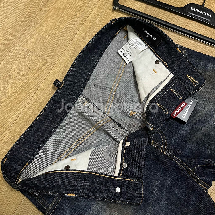 정품) 디스퀘어드2 리트로 더티 녹워싱 메탈로고 쿨가이--5