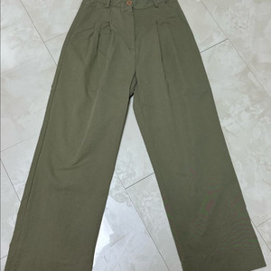 논로컬 one tuck pants 치노팬츠