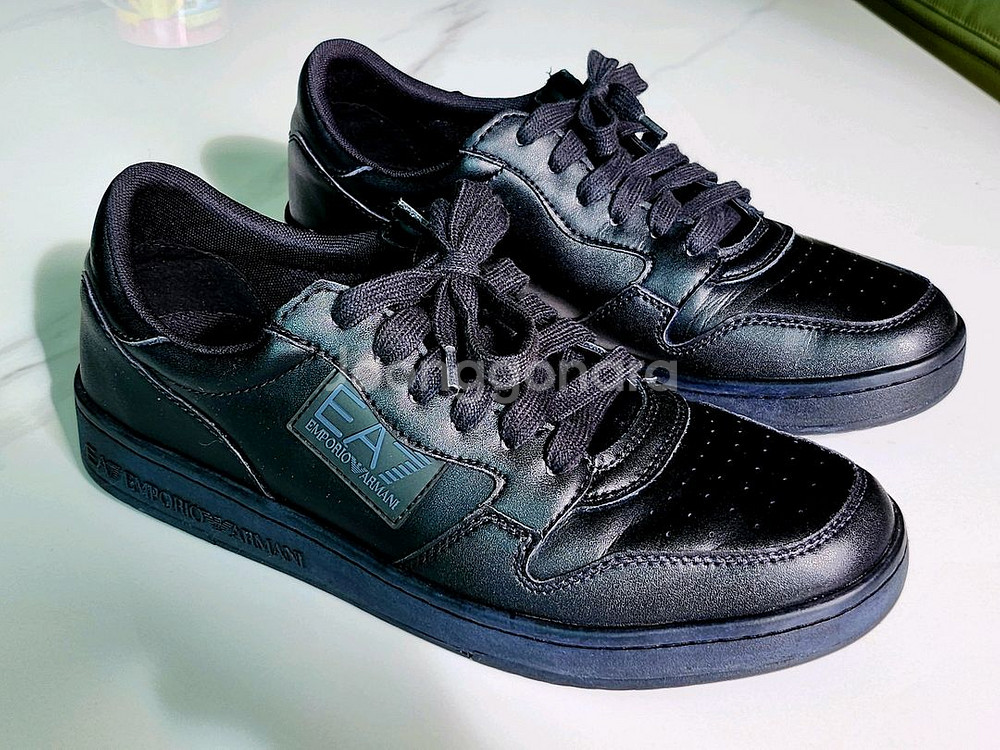 엠포리오 아르마니 스니커즈--0
