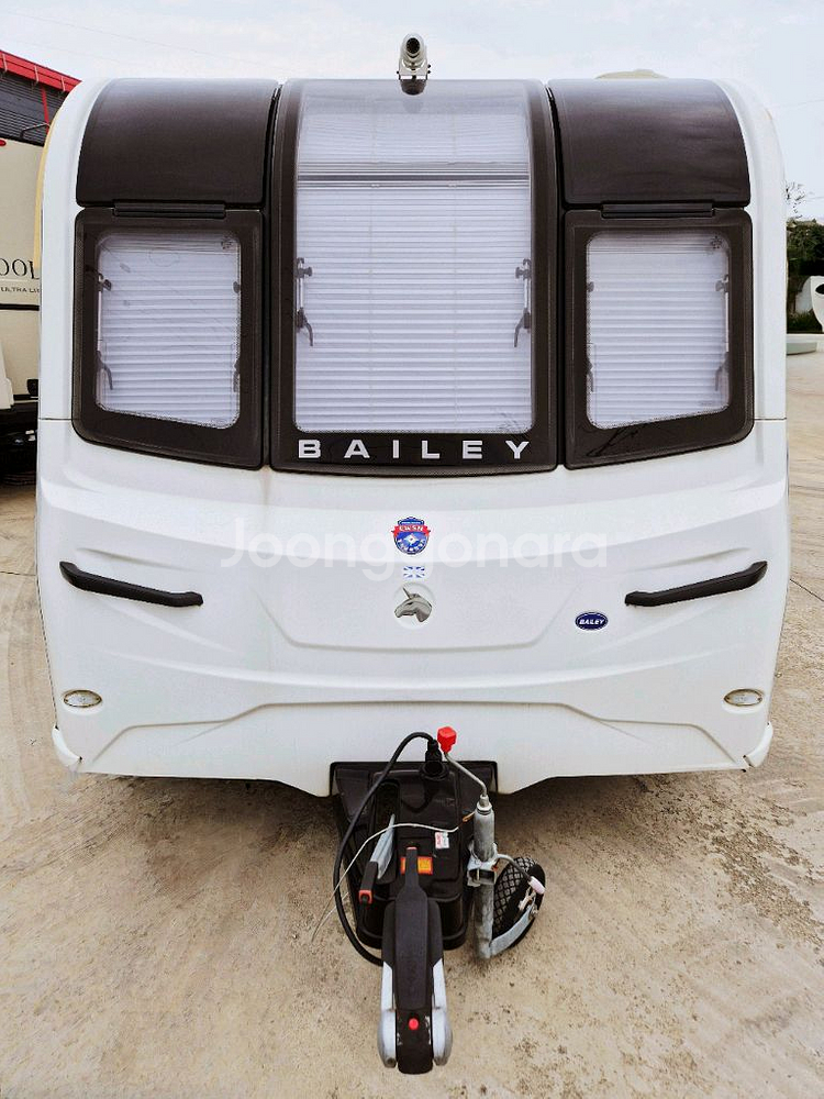 베일리 유니콘4 바로셀로나 카라반--1