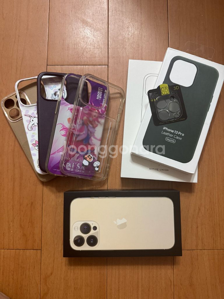 아이폰 13프로 256g 골드팝니다--0