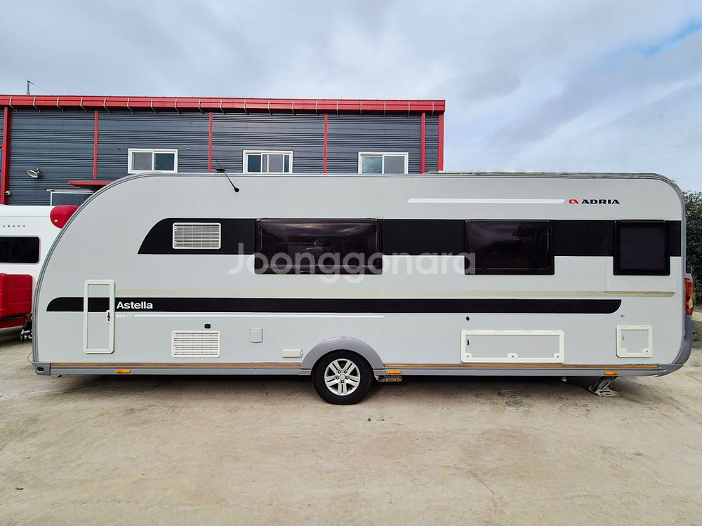아드리아 663HT 아스텔라 글램에디션 카라반, 16년--0