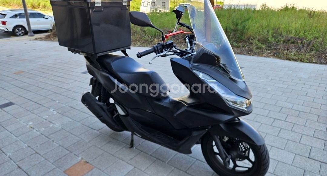 혼다 PCX125 스쿠터 판매합니다.--2